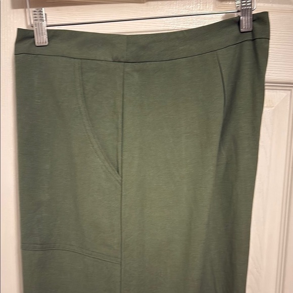 Lulu's Green Wide Leg High-Waisted Pants #445 - Picture 4 of 11